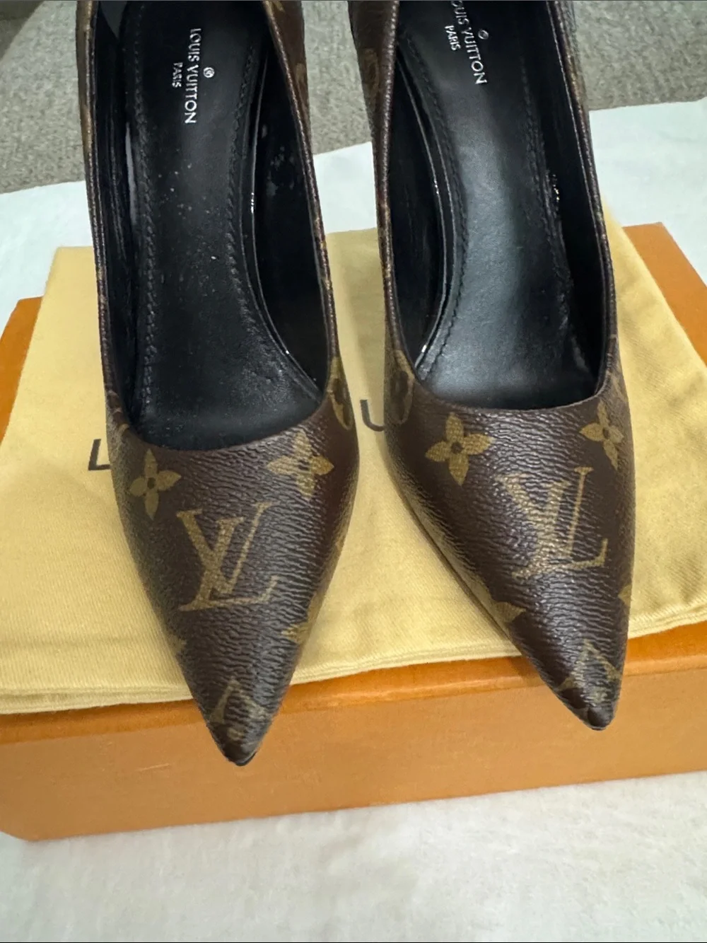 Louis Vuitton Monogram Cherie Pumps Black Brown Monogram Pointed-Toe Pumps Sz 38